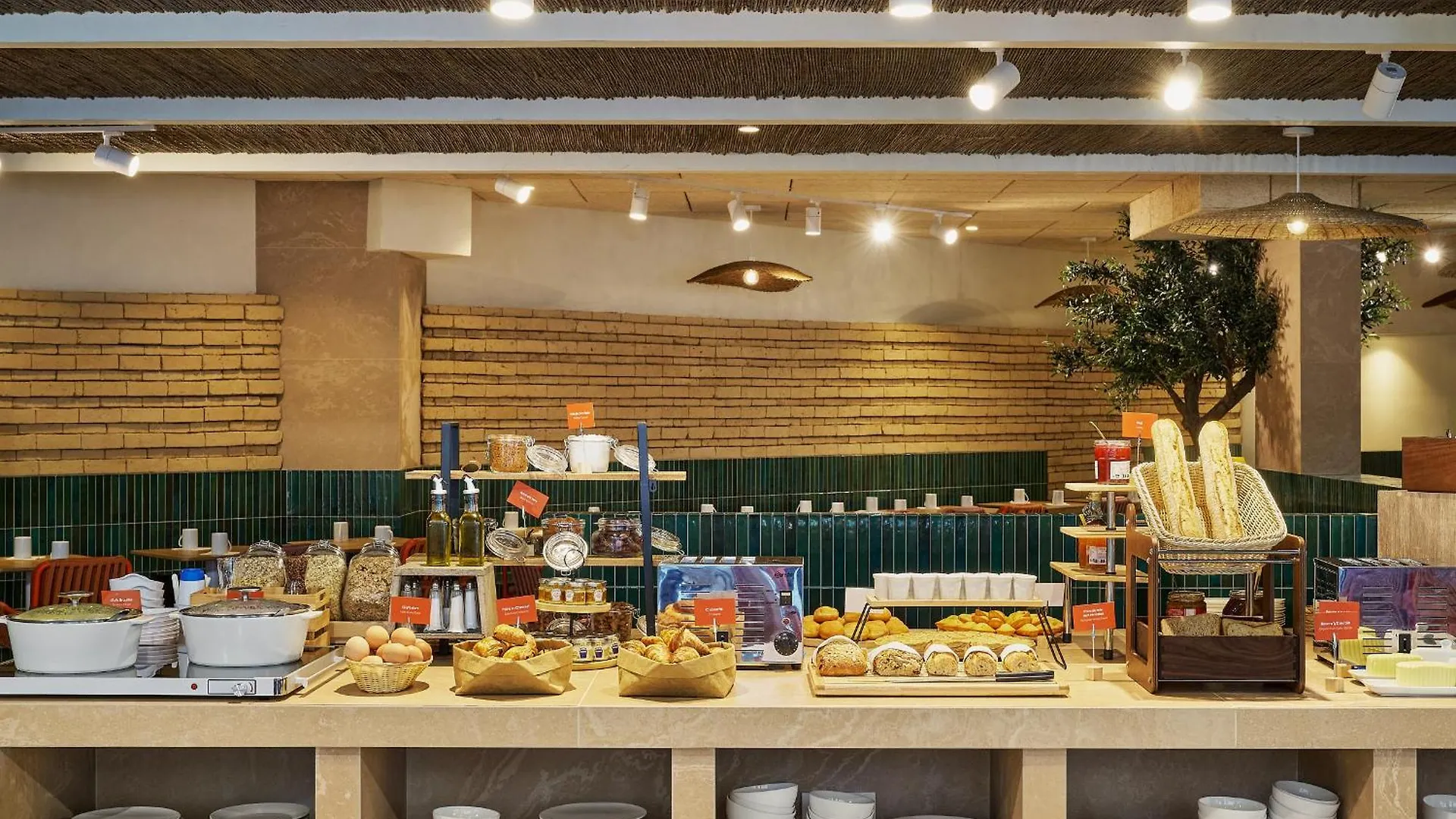 Hotel Ligo By Happyculture Marseille 4*,  France