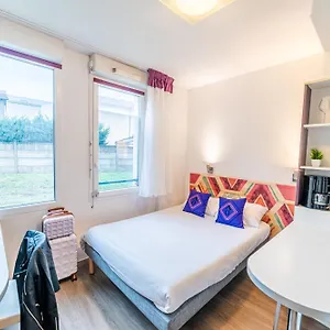Montempo Lyon Viviani Apartahotel Vénissieux